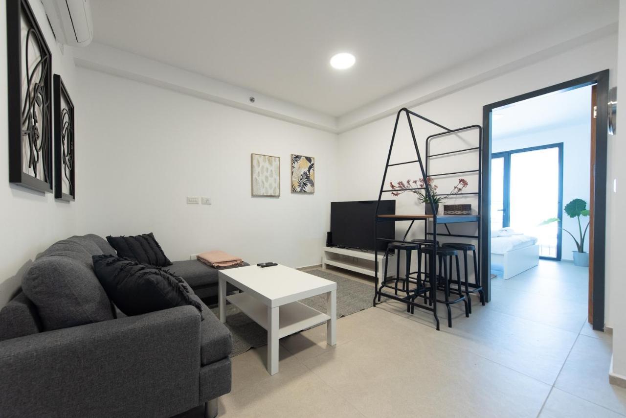 Port City Haifa - Downtown Luxury Apartments ภายนอก รูปภาพ